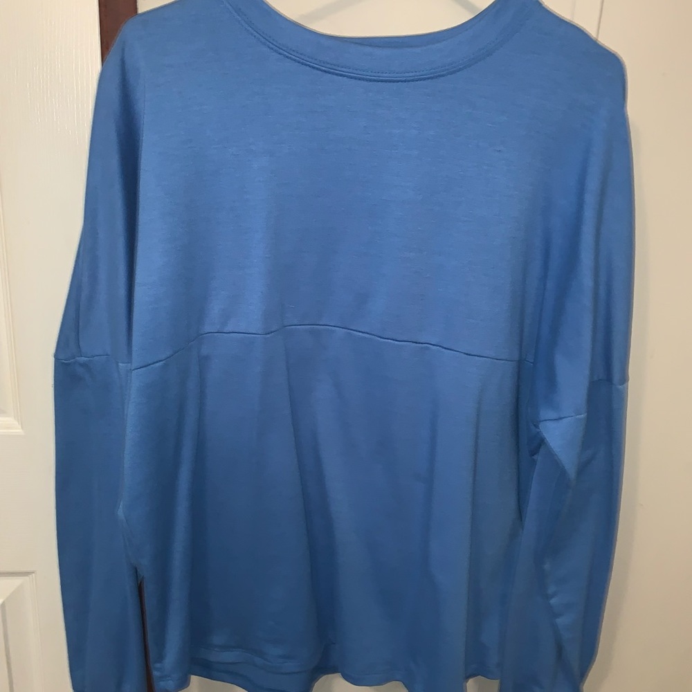 Women’s Long sleeve tee